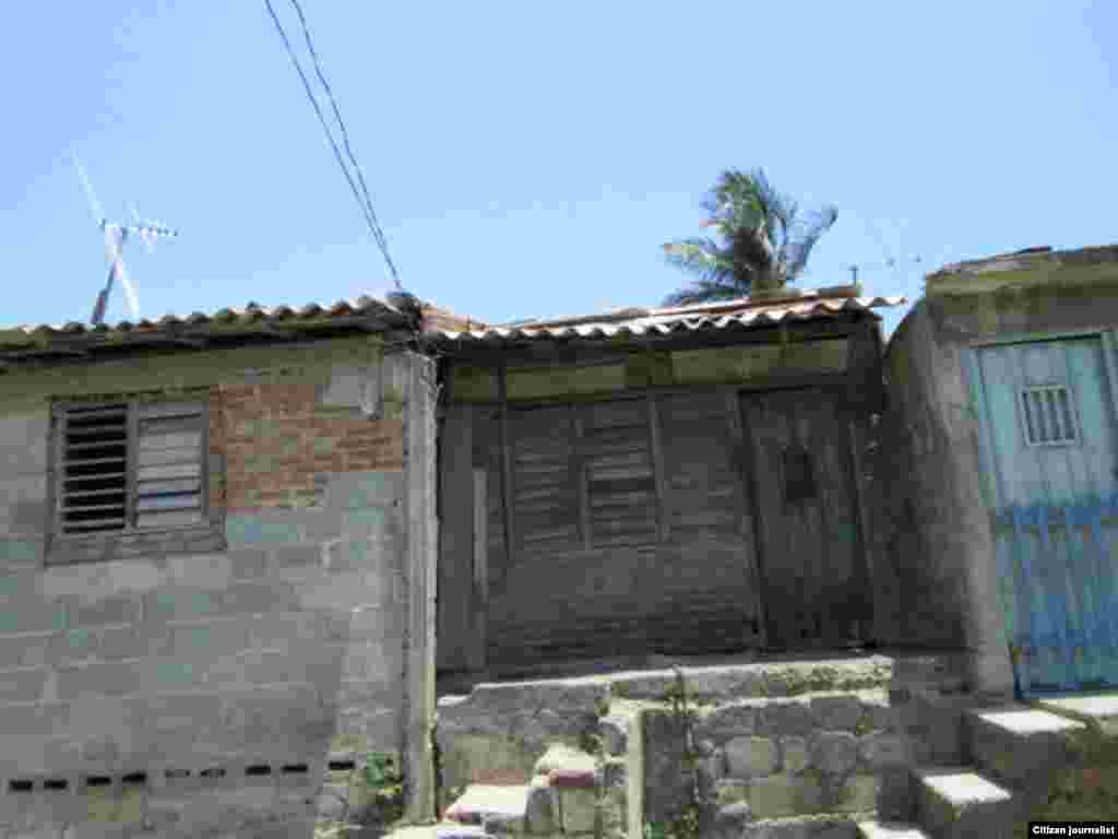 Recorrido por barrios de Santiago de Cuba @libertadorbrea