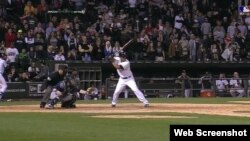 Abreu conectó un jonrón con las bases llenas en la novena entrada contra los Rays, el 25 de abril de 2014, para ganar el juego 9x6.